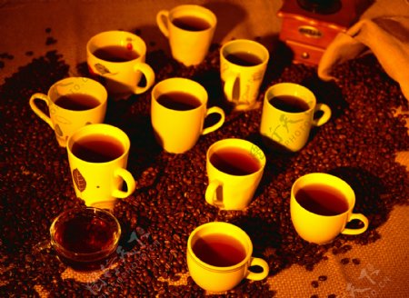 咖啡豆上褐色咖啡图片