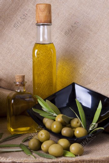 橄榄油和橄榄图片