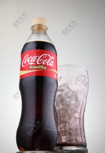 冰块可口可乐图片