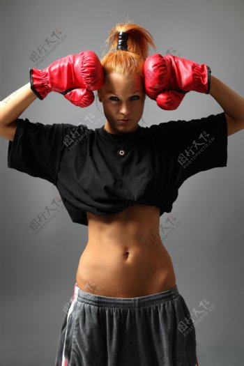 拳击手美女图片