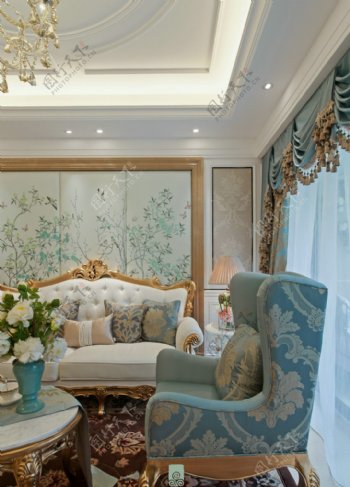 法式时尚客厅沙发设计图