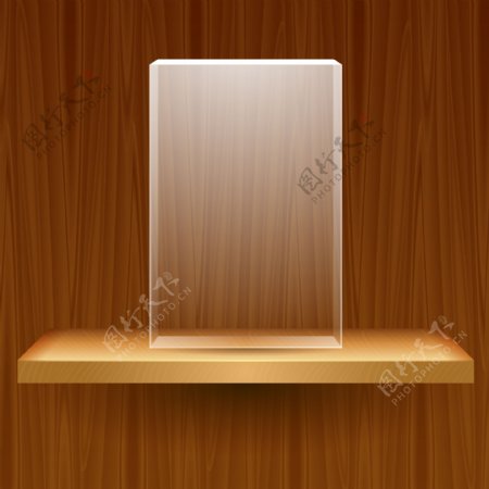 木板上的玻璃展台图片