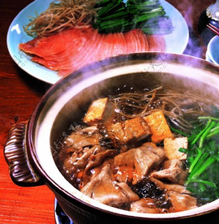 砂锅牛肉汤图片