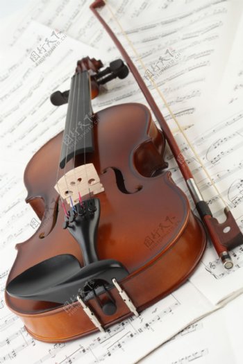 小提琴与音符