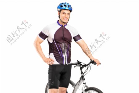 推着自行车的男人图片
