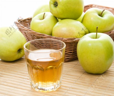 苹果汁与苹果