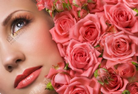 美女面部与玫瑰花图片