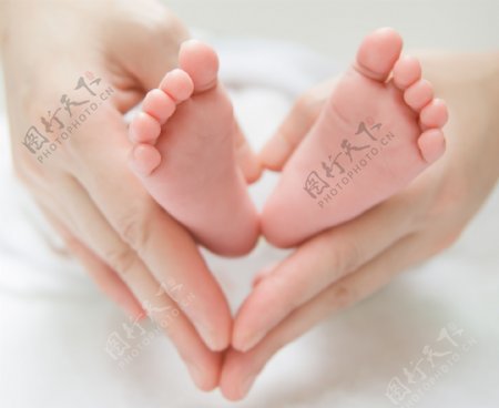 可爱宝宝的双脚图片
