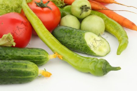 一堆新鲜的蔬菜图片