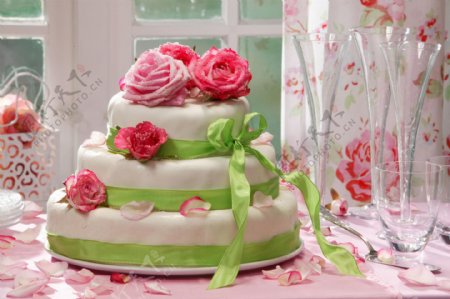 花朵生日蛋糕图片