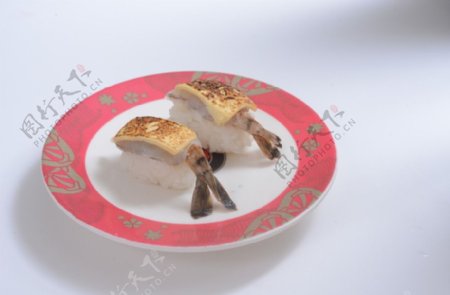 芝士玻璃虾寿司图片