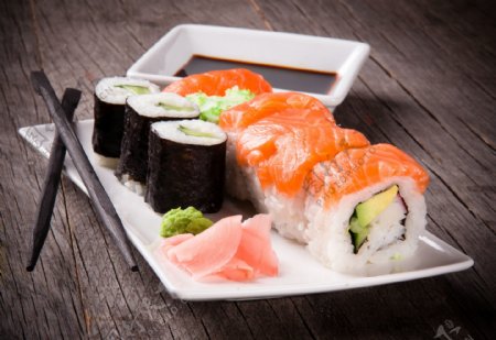 日本美味生鱼片寿司图片