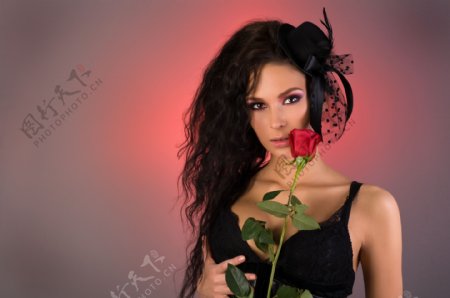 红玫瑰与女人图片