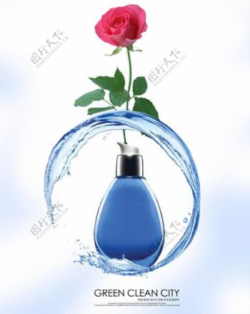 香水广告玫瑰玻璃瓶海报PSD