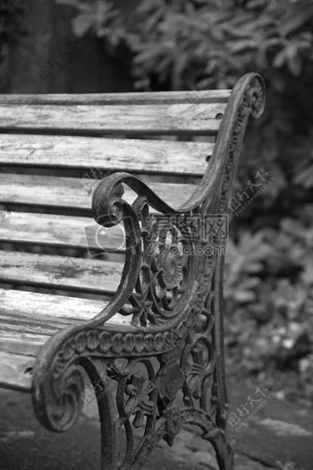 仿古的花园座椅