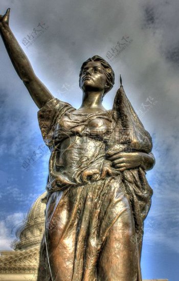 妇女权利雕塑