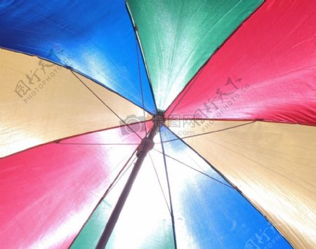 彩色的遮阳伞