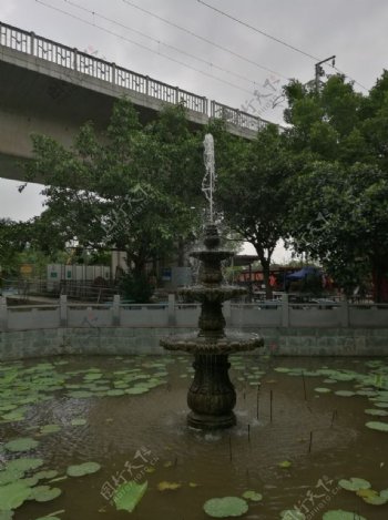 水池雕塑花坛水景