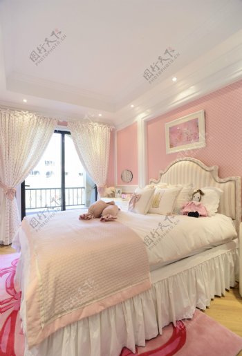 粉嫩少女心卧室粉色背景墙室内装修效果图