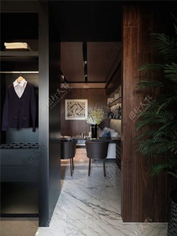 现代时尚客厅实木衣柜室内装修效果图