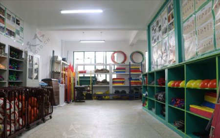 学校体育器材室