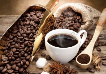 咖啡豆和咖啡