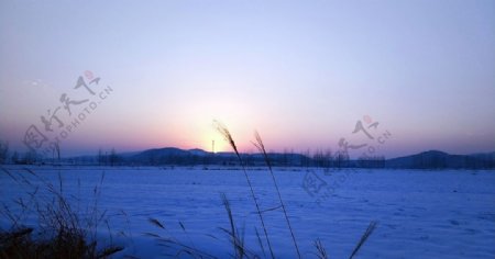 傍晚雪景