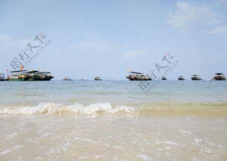 巽寮湾海洋沙滩船只海浪