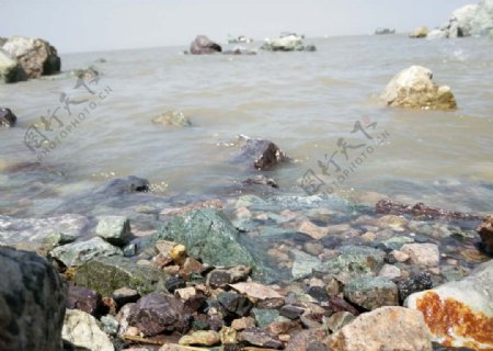 海水岩