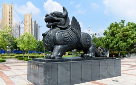 安徽六安标志雕塑中心广场独角兽