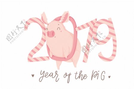 2019粉红卡通猪