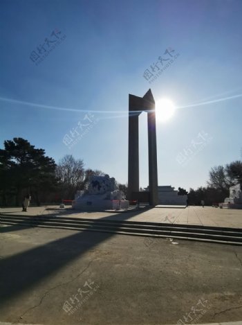 长春南湖英雄纪念碑