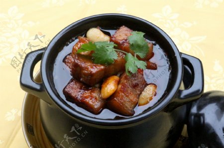 红烧肉坛坛肉