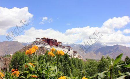 布达拉宫西藏