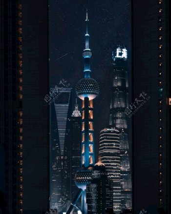 城市夜景上海东方明珠
