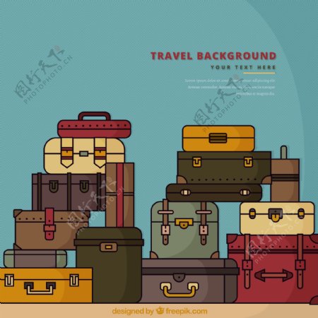 彩绘堆叠起来的行李箱