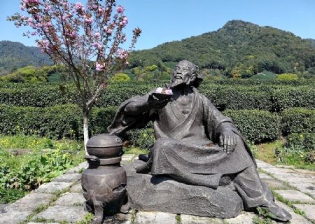 陆羽喝茶雕塑