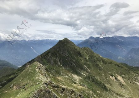阿尔卑斯山的路线
