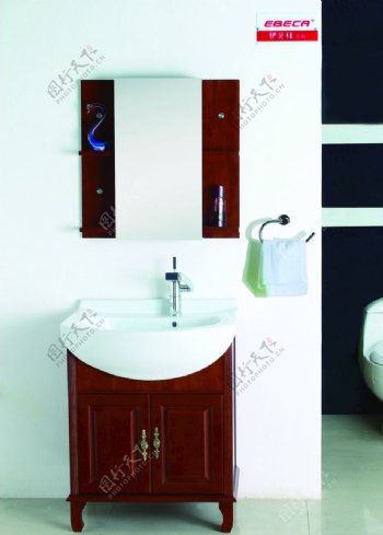 浴室柜马桶洗手盆卫浴空间