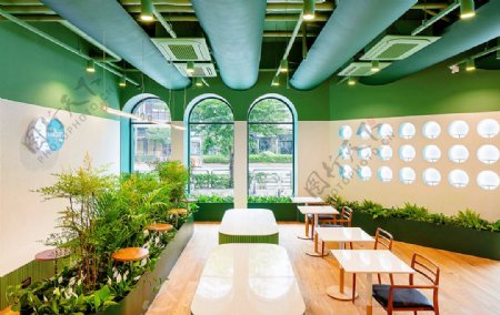 绿色森林餐厅空间装修设计