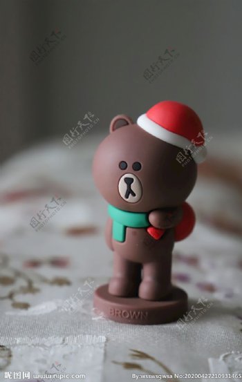 维尼小熊圣诞帽熊