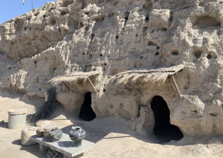 石洞房漠北