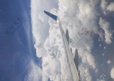飞机上的云云天空自然风
