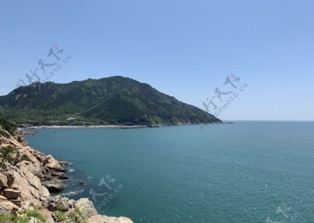 蓝天大海高山图片