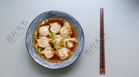 馄饨图片