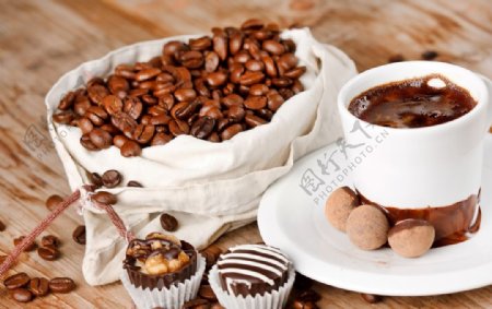 咖啡与巧克力图片