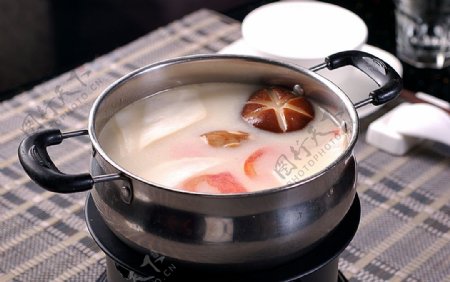 秘制汤锅美味菌王汤锅图片